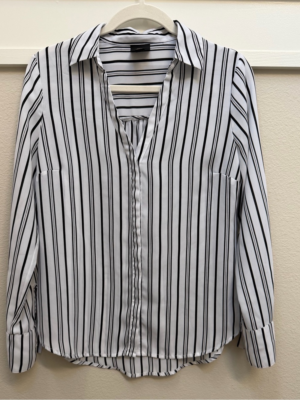 Worthington White Blouse with Black Vertical Stripes